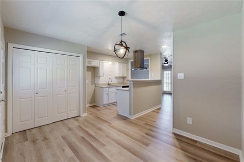 Tiny photo for 1409 Airline Drive Dr #B, College Station, TX 77845 (MLS # 25011174)