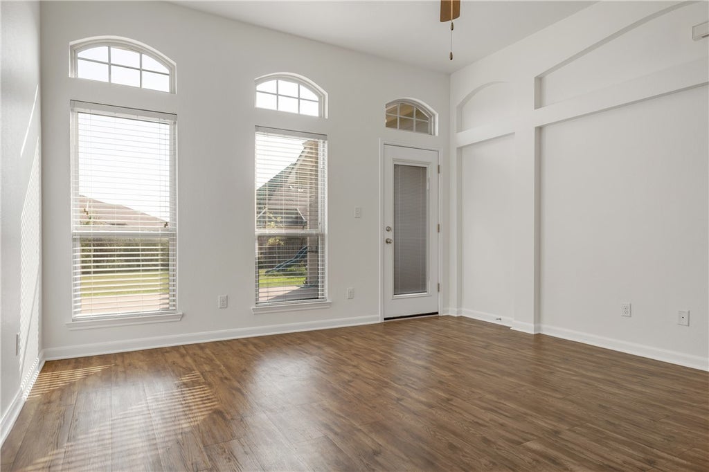 Photo of 1066 Venice Drive, Bryan, TX 77808 (MLS # 26010565)