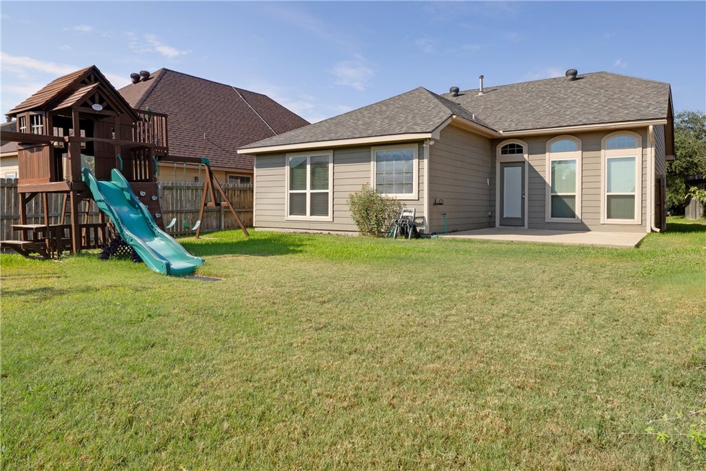 Photo of 1066 Venice Drive, Bryan, TX 77808 (MLS # 26010565)