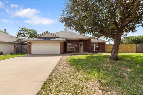 Photo of 1202 Roanoke Court, College Station, TX 77845 (MLS # 26005015)
