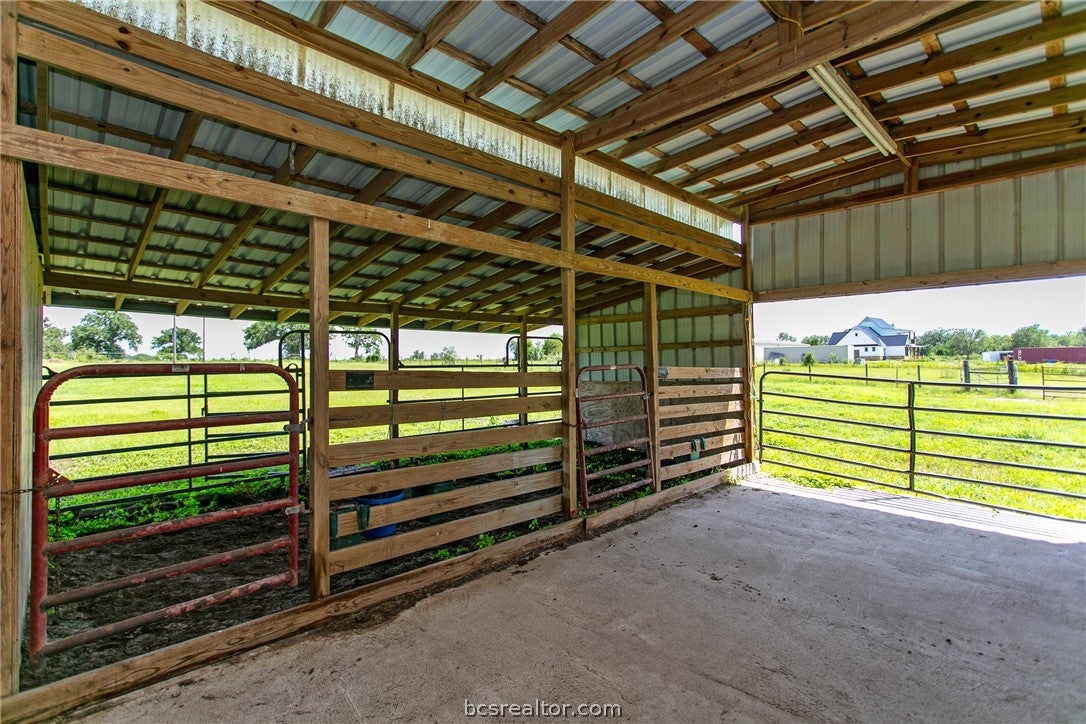8137 County Road 201