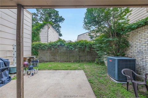 Tiny photo for 909 Westview Street, Bryan, TX 77802 (MLS # 26011863)