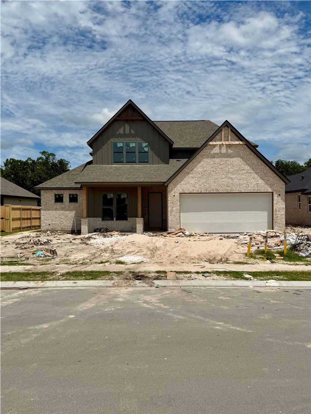 Photo of 4024 Pacific Crest Way, Bryan, TX 77802 (MLS # 26006334)