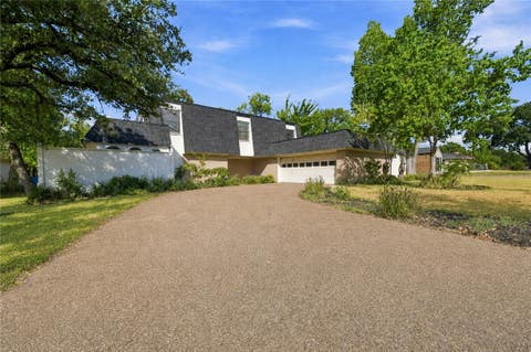 Photo of 2705 Arbor Drive, Bryan, TX 77802 (MLS # 26010404)