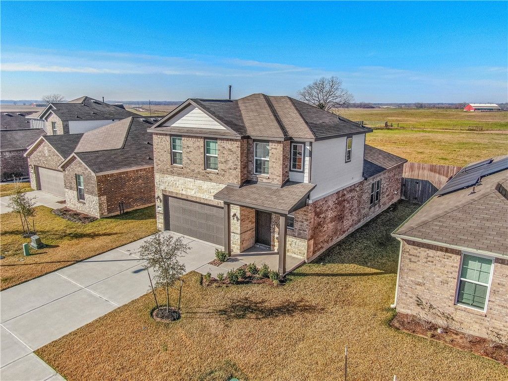 Photo of 1908 Champions Drive, Navasota, TX 77868 (MLS # 26001148)