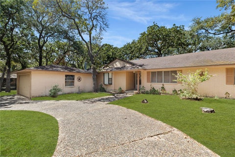 Tiny photo for 561 Fairway Drive, Hilltop Lakes, TX 77871 (MLS # 26011396)