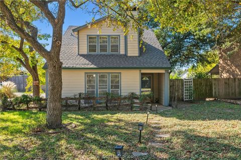 Tiny photo for 2312 Auburn Court, College Station, TX 77840 (MLS # 26002700)