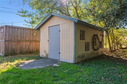 Tiny photo for 2312 Auburn Court, College Station, TX 77840 (MLS # 26002700)