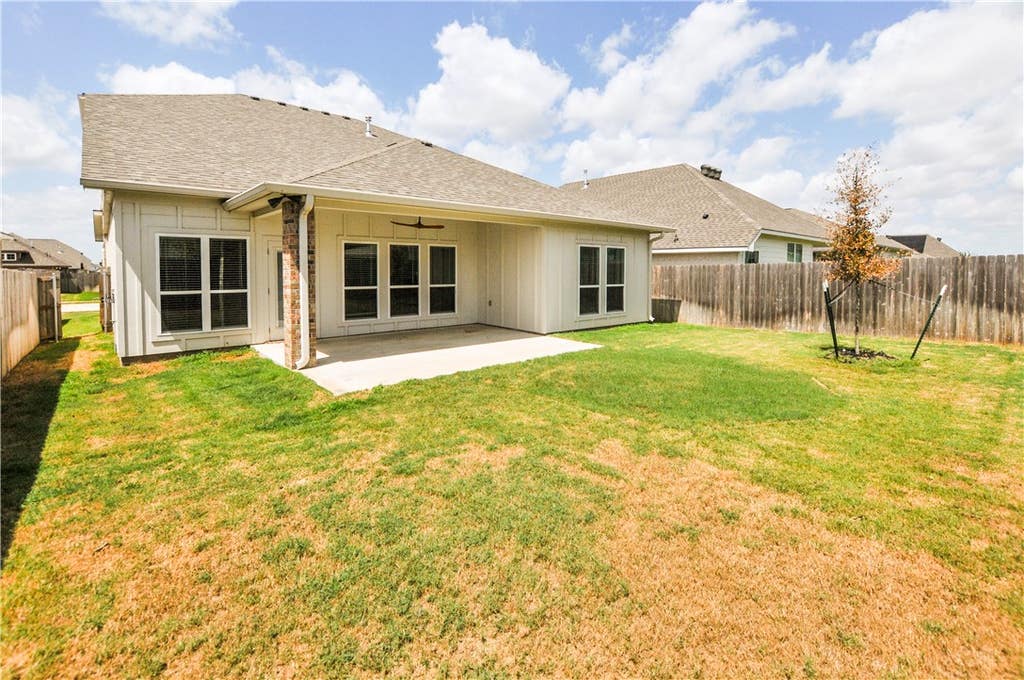 Photo of 6215 Rockford Drive, College Station, TX 77845 (MLS # 26010197)