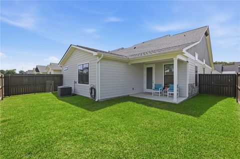 Tiny photo for 5046 Mooney Falls Drive, Bryan, TX 77802 (MLS # 26006927)
