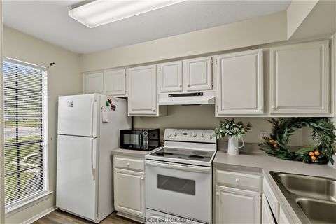 Tiny photo for 2523 Longmire Drive, College Station, TX 77845 (MLS # 26004448)