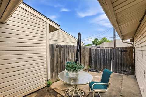 Tiny photo for 2523 Longmire Drive, College Station, TX 77845 (MLS # 26004448)