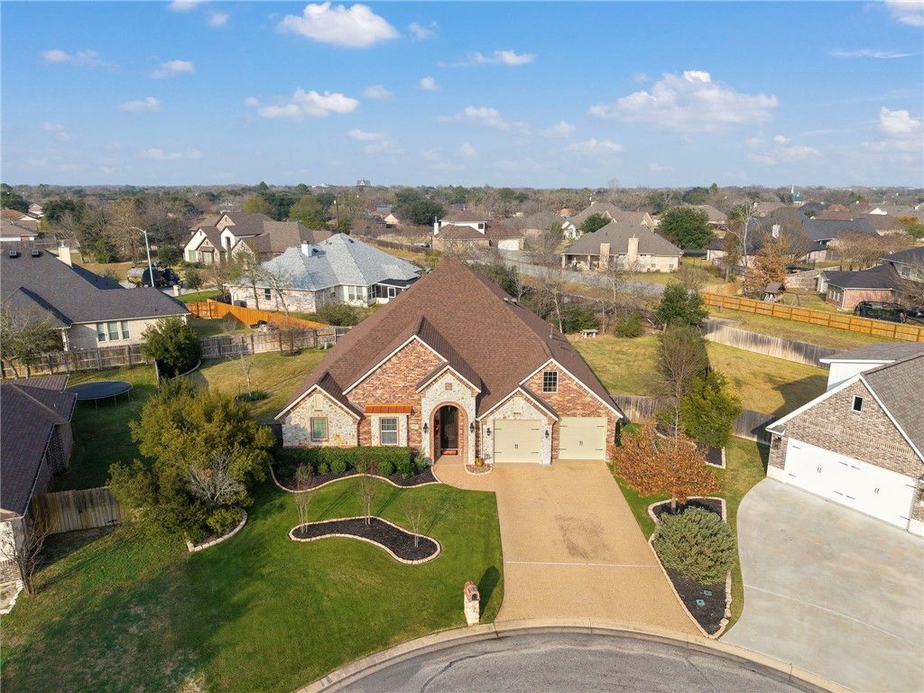 Photo of 3617 Dawn Court, Bryan, TX 77802 (MLS # 26001103)