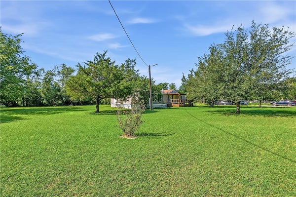 1027 PRIVATE ROAD 4041, DIME BOX, TX 77853 - Image db9ac9032fa73d060f61fab19a7ca642/63186743