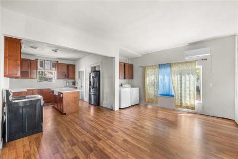Tiny photo for 610 W Davis Street, Hearne, TX 77859 (MLS # 26009545)