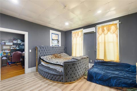 Tiny photo for 610 W Davis Street, Hearne, TX 77859 (MLS # 26009545)