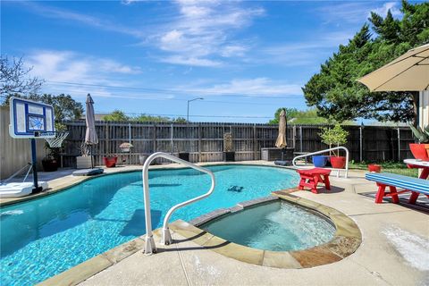 Tiny photo for 2804 Pueblo Court N, College Station, TX 77845 (MLS # 26003264)