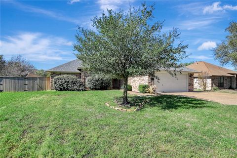 Tiny photo for 2804 Pueblo Court N, College Station, TX 77845 (MLS # 26003264)