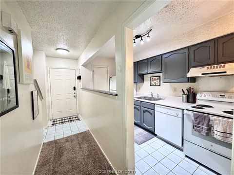 Tiny photo for 3923 Old Oaks Drive #5, Bryan, TX 77802 (MLS # 26003742)