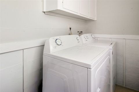 Tiny photo for 738 Commerce Street, Bryan, TX 77803 (MLS # 26004911)