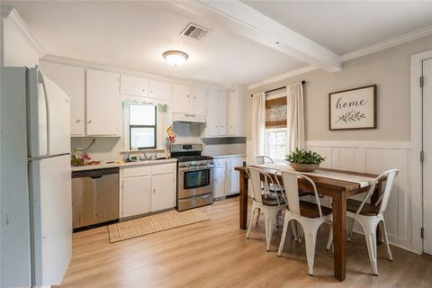 Tiny photo for 738 Commerce Street, Bryan, TX 77803 (MLS # 26004911)