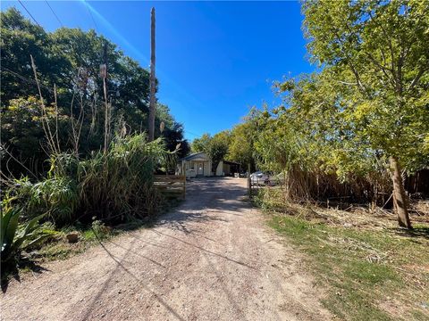 Tiny photo for 738 Commerce Street, Bryan, TX 77803 (MLS # 26004911)