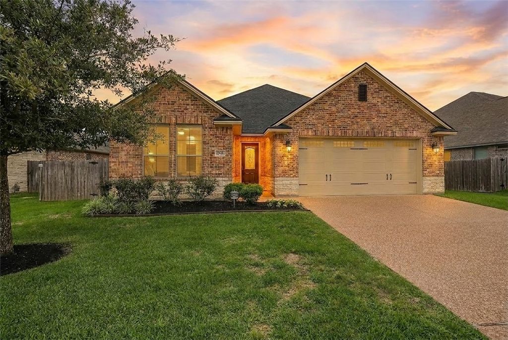 Photo of 15656 Long Creek Lane, College Station, TX 77845 (MLS # 26004923)