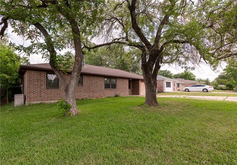 Tiny photo for 927 Braeswood Drive, Bryan, TX 77803 (MLS # 26002778)