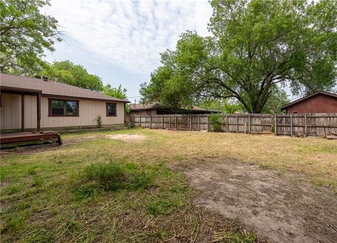 Tiny photo for 927 Braeswood Drive, Bryan, TX 77803 (MLS # 26002778)