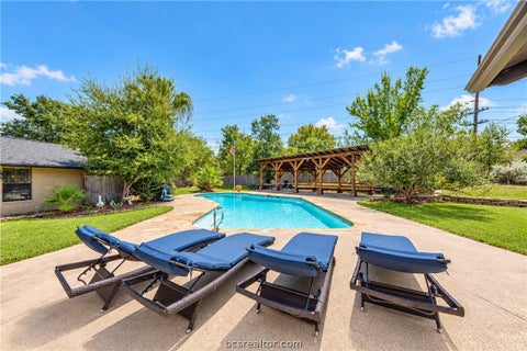 Tiny photo for 833 S Rosemary Drive, Bryan, TX 77802 (MLS # 26011172)