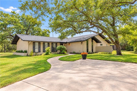 Photo of 833 S Rosemary Drive, Bryan, TX 77802 (MLS # 26011172)