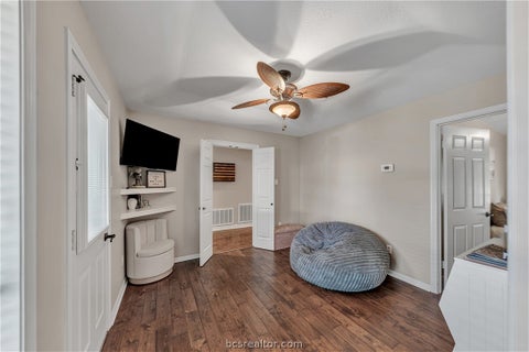 Tiny photo for 833 S Rosemary Drive, Bryan, TX 77802 (MLS # 26011172)