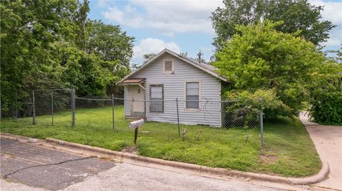 Tiny photo for 601 Preston Street, College Station, TX 77840 (MLS # 26005210)
