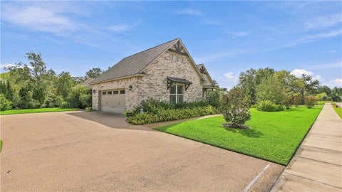 Tiny photo for 1910 Spanish Moss Drive, College Station, TX 77845 (MLS # 26011494)