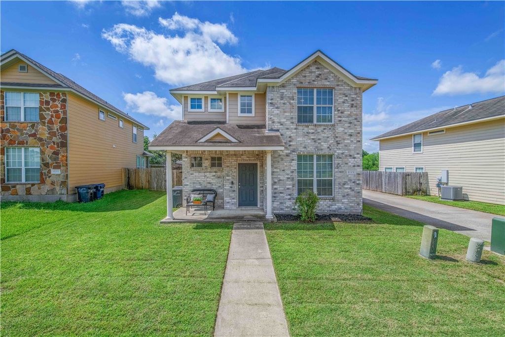Photo of 4124 McFarland Drive, College Station, TX 77845 (MLS # 26006434)