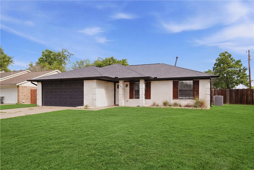 Photo of 507 Lansing Court, College Station, TX 77840 (MLS # 26009208)