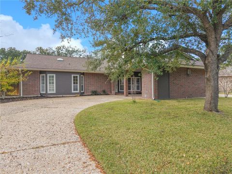 Photo of 2354 W Briargate Drive, Bryan, TX 77802 (MLS # 26000059)