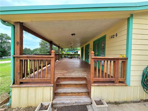 Tiny photo for 1026 Lakeview Lane, Somerville, TX 77879 (MLS # 26004871)