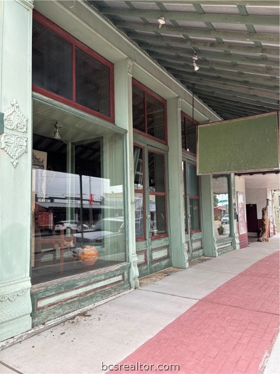 502 S Main Street Highway