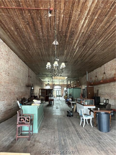 502 S Main Street Highway Calvert TX 77837