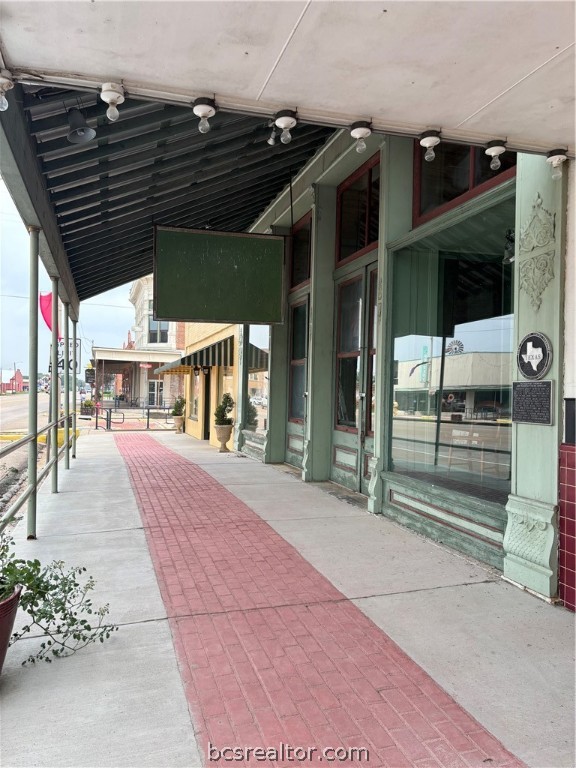 502 S Main Street Highway