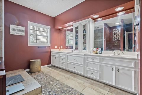 Tiny photo for 1314 N Tammye Lane, Madisonville, TX 77864 (MLS # 26000139)