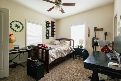 Tiny photo for 4208 Oaklawn Street, Bryan, TX 77801 (MLS # 26005453)