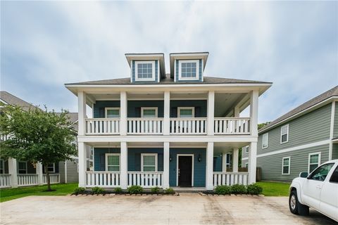 Photo of 4208 Oaklawn Street, Bryan, TX 77801 (MLS # 26005453)
