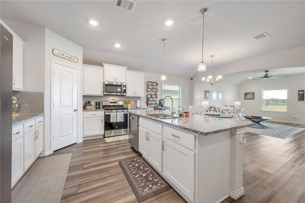 Photo of 6202 Darlington Avenue, College Station, TX 77845 (MLS # 26000717)