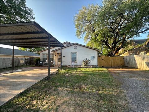 Tiny photo for 114 Rebecca Street, Bryan, TX 77801 (MLS # 26004177)