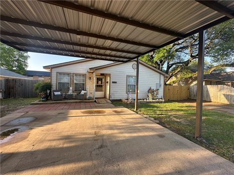 Tiny photo for 114 Rebecca Street, Bryan, TX 77801 (MLS # 26004177)