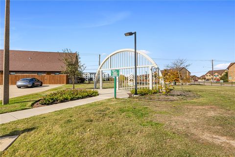Tiny photo for 3221 Papa Bear Drive, College Station, TX 77845 (MLS # 26003947)