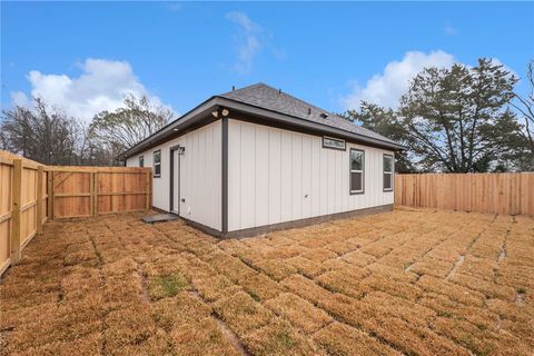 Tiny photo for 203 Lock Lane, Bryan, TX 77803 (MLS # 26002286)