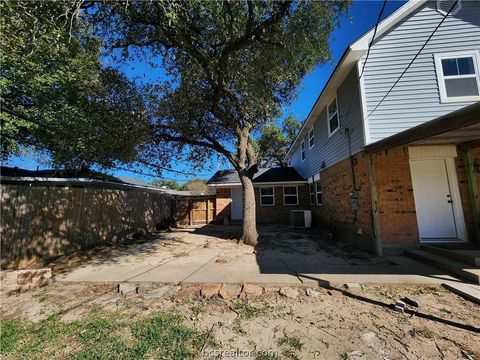 Tiny photo for 1405 Broadmoor Drive, Bryan, TX 77802 (MLS # 26001641)